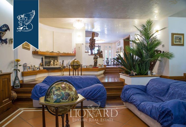 Image No.37-Villa de 7 chambres à vendre à Arezzo