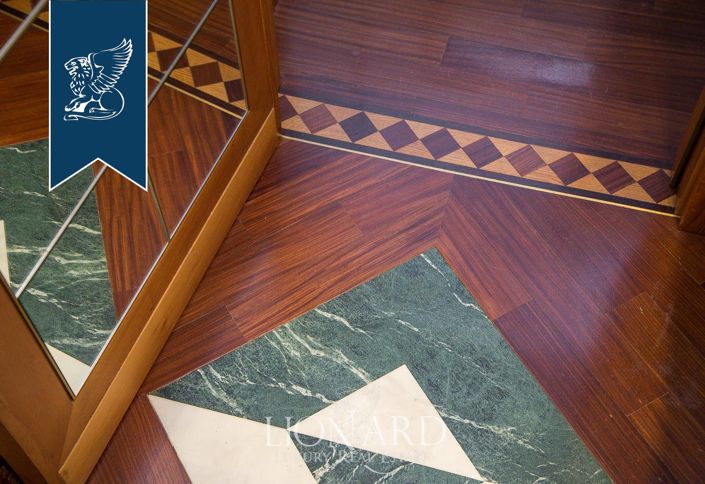 Image No.52-Villa de 7 chambres à vendre à Arezzo