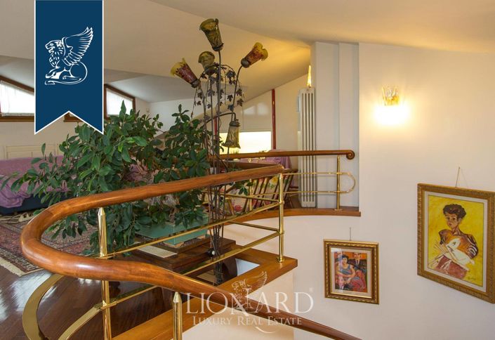 Image No.56-Villa de 7 chambres à vendre à Arezzo