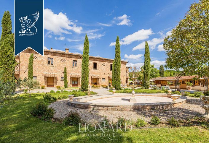 Image No.21-16 Bed Villa for sale