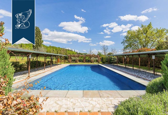 Image No.27-16 Bed Villa for sale