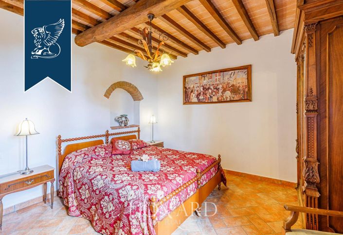 Image No.49-16 Bed Villa for sale