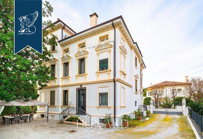 Image No.4-Villa de 5 chambres à vendre à Treviso