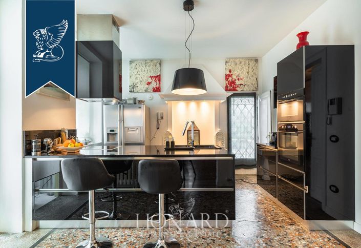 Image No.49-Villa de 5 chambres à vendre à Treviso