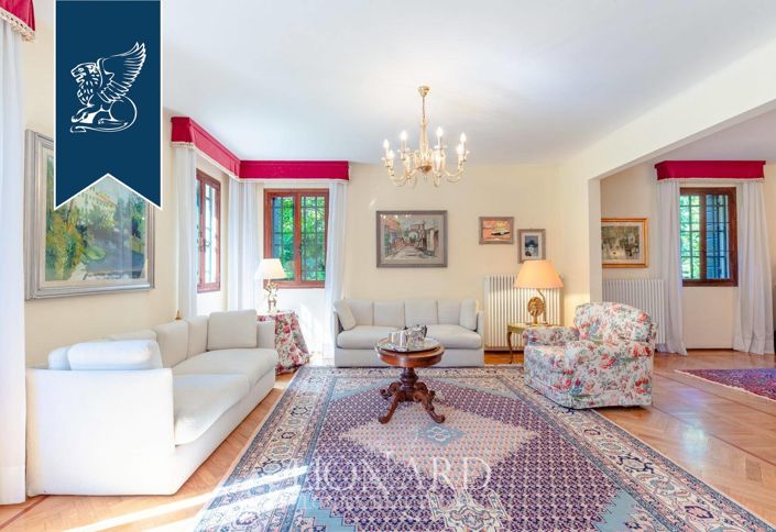 Image No.18-6 Bed Villa for sale