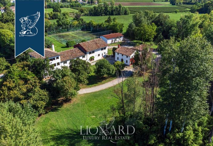 Image No.56-6 Bed Villa for sale