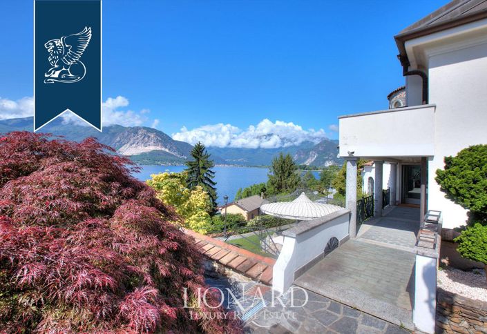 Image No.1-Villa de 6 chambres à vendre à Verbania