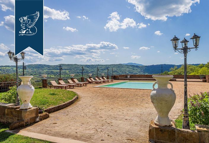 Image No.14-20 Bed Farmhouse for sale