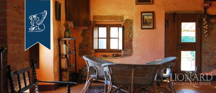 Image No.11-8 Bed Country House for sale