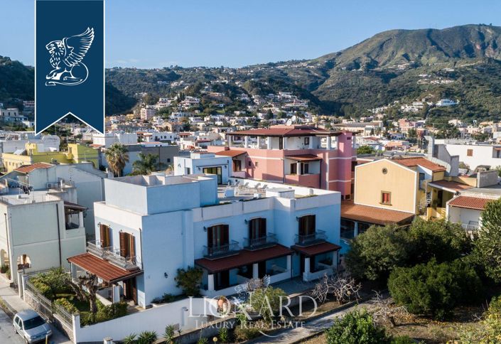 Image No.24-40 Bed Hotel for sale