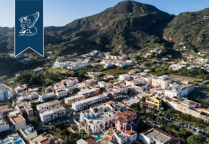 Image No.7-40 Bed Hotel for sale