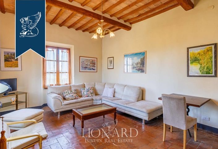 Image No.14-11 Bed Villa for sale