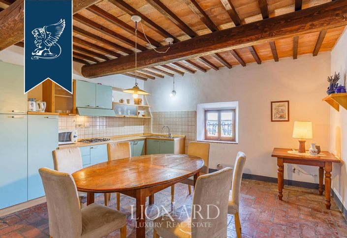 Image No.15-11 Bed Villa for sale