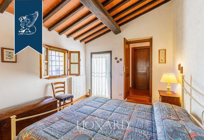 Image No.8-11 Bed Villa for sale