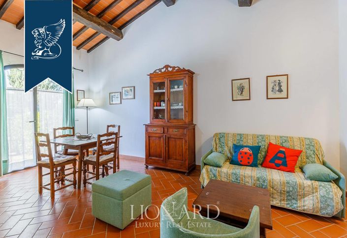 Image No.9-11 Bed Villa for sale