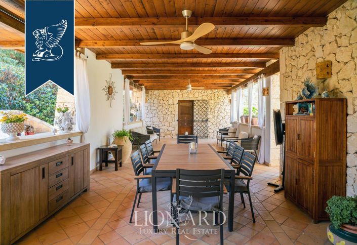 Image No.14-3 Bed Villa for sale