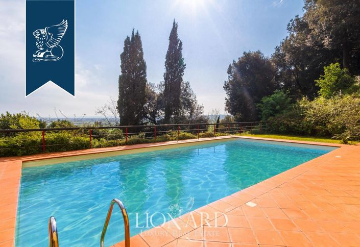 Image No.18-8 Bed Villa for sale