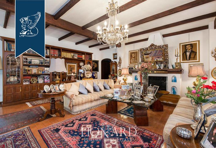 Image No.32-Villa de 5 chambres à vendre à Milan