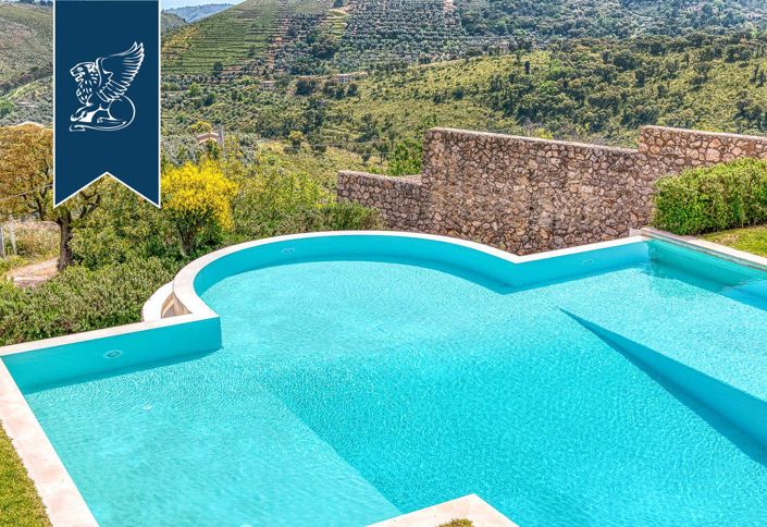 Image No.12-11 Bed Hotel for sale