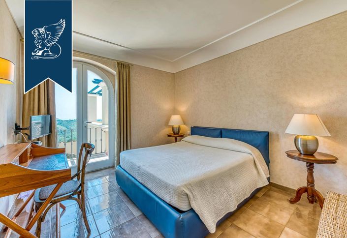 Image No.28-11 Bed Hotel for sale