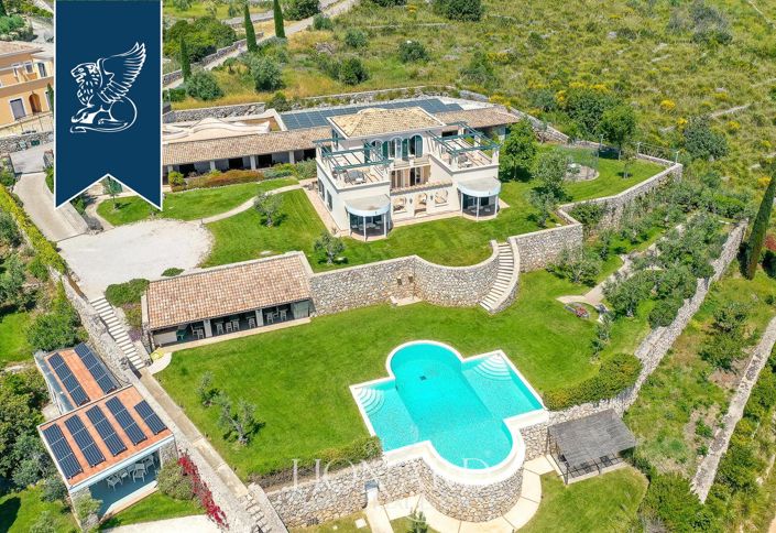 Image No.39-11 Bed Hotel for sale