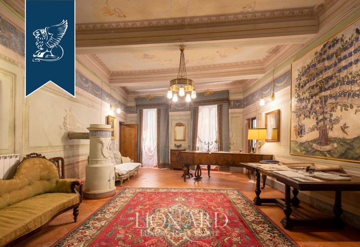 Image No.6-12 Bed Property for sale