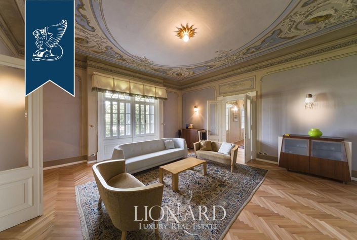 Image No.19-5 Bed Villa for sale