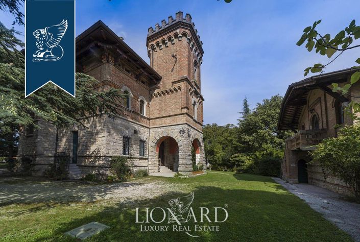 Image No.5-5 Bed Villa for sale