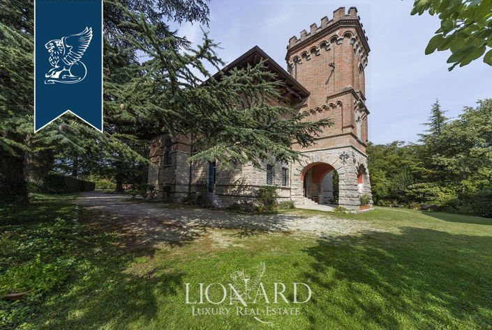 Image No.9-5 Bed Villa for sale