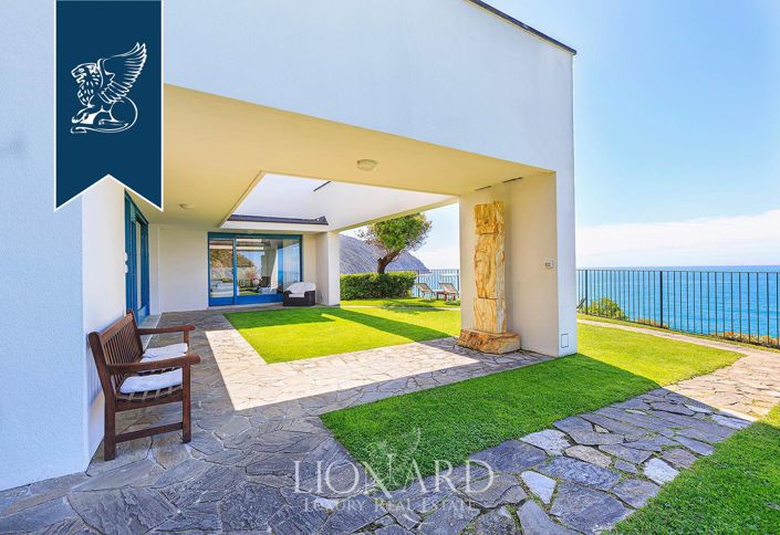 Image No.10-Villa de 9 chambres à vendre à Sestri Levante