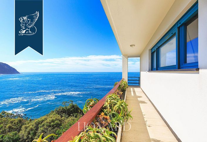 Image No.52-Villa de 9 chambres à vendre à Sestri Levante