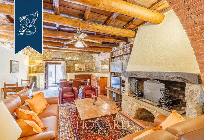 Image No.10-10 Bed Villa for sale