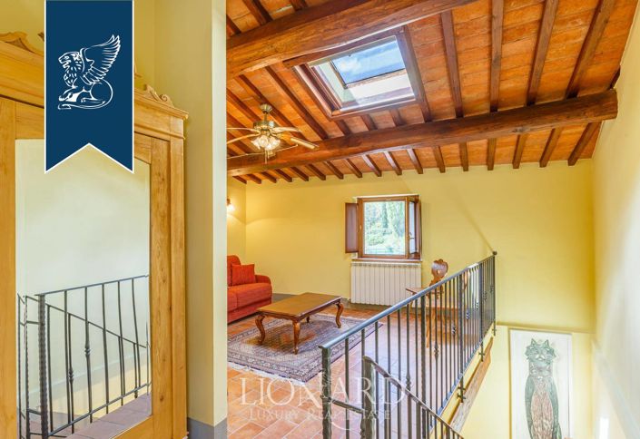 Image No.20-10 Bed Villa for sale