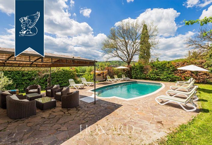 Image No.7-10 Bed Villa for sale