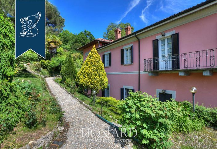 Image No.11-11 Bed Villa for sale