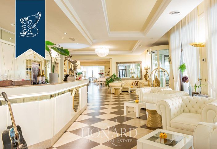 Image No.23-51 Bed Hotel for sale