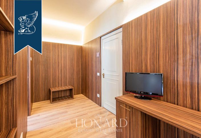 Image No.54-51 Bed Hotel for sale