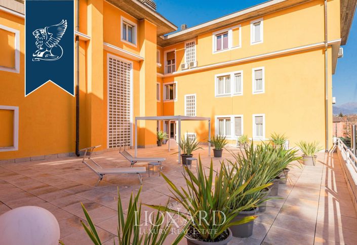 Image No.61-51 Bed Hotel for sale