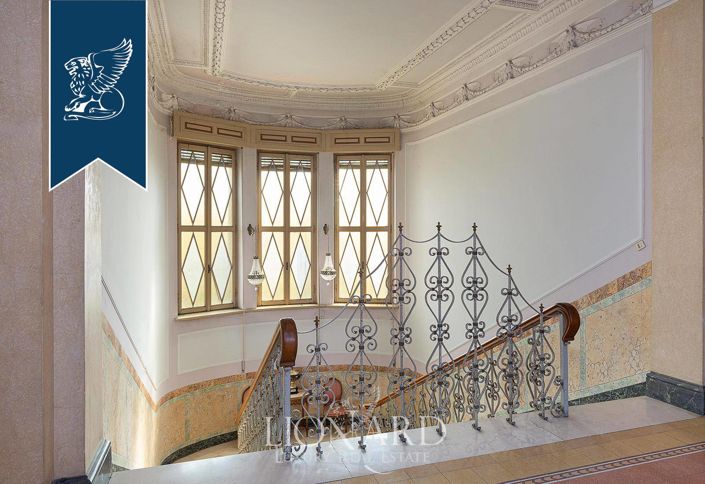 Image No.21-5 Bed Villa for sale