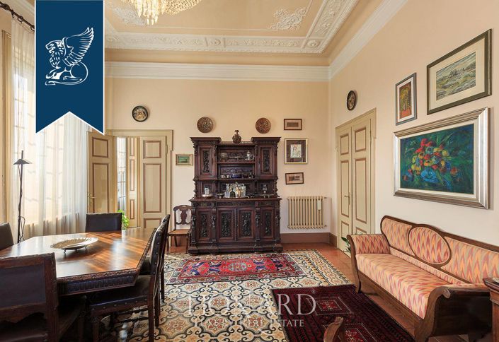 Image No.26-5 Bed Villa for sale