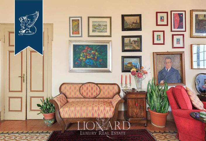 Image No.27-5 Bed Villa for sale