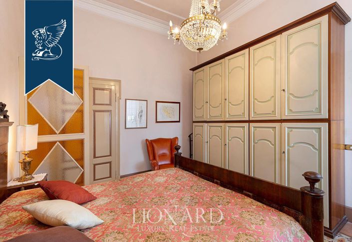 Image No.38-5 Bed Villa for sale