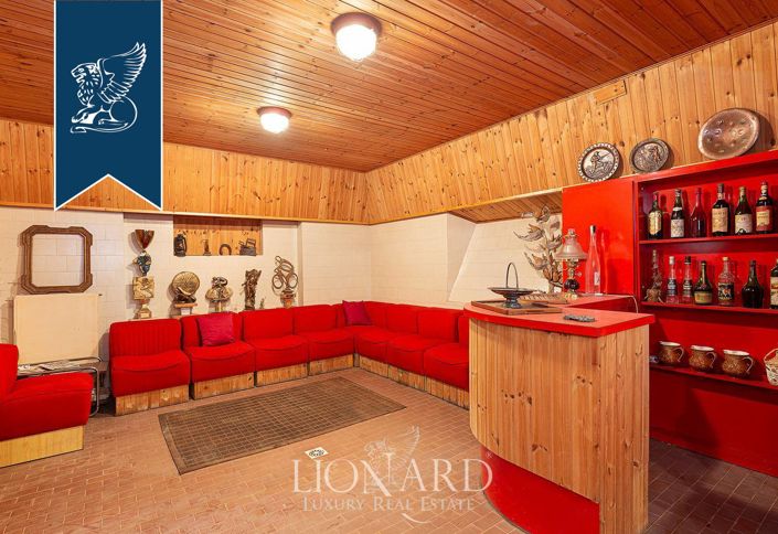 Image No.47-5 Bed Villa for sale