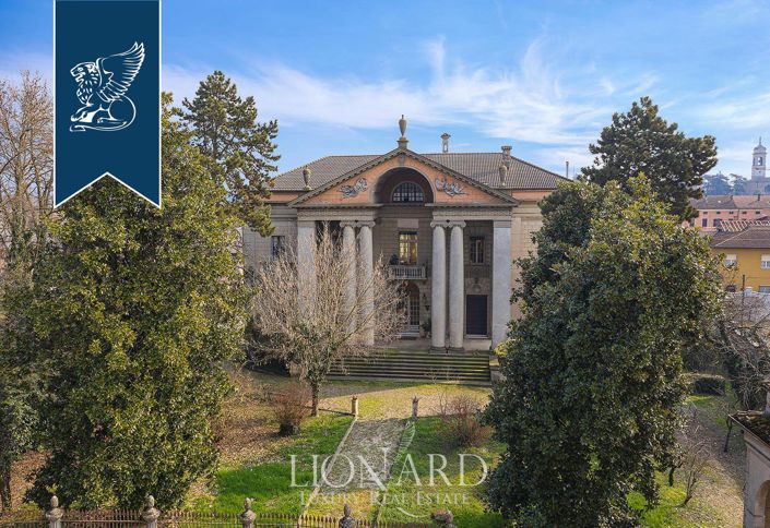 Image No.49-5 Bed Villa for sale