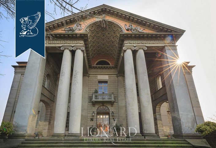 Image No.9-5 Bed Villa for sale