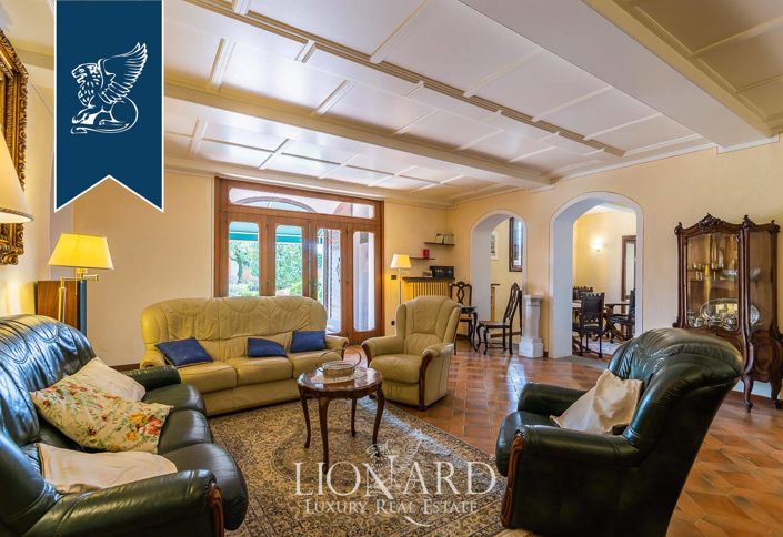 Image No.26-7 Bed Villa for sale