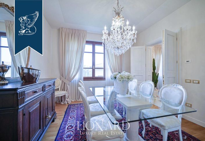 Image No.19-3 Bed Villa for sale