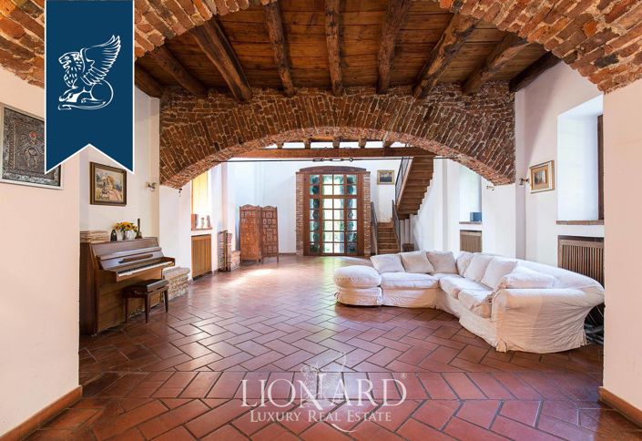 Image No.15-5 Bed Villa for sale