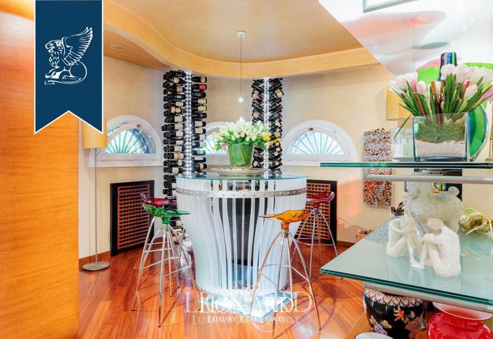 Image No.13-4 Bed Villa for sale