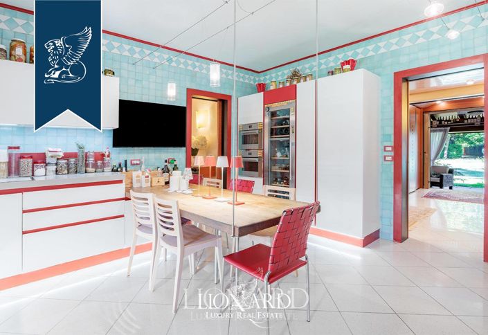 Image No.17-4 Bed Villa for sale